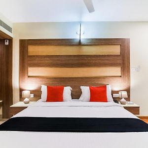 Deluxe Zimmer mit Kingsize-Bett
